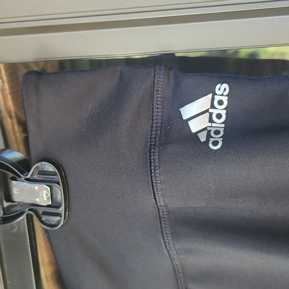 ADIDAS Running Rights - Picture 2 of 8